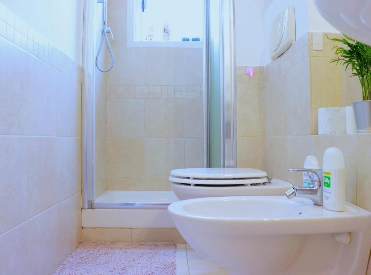 Апартаменти Sarpi Flat Флоренція Екстер'єр фото